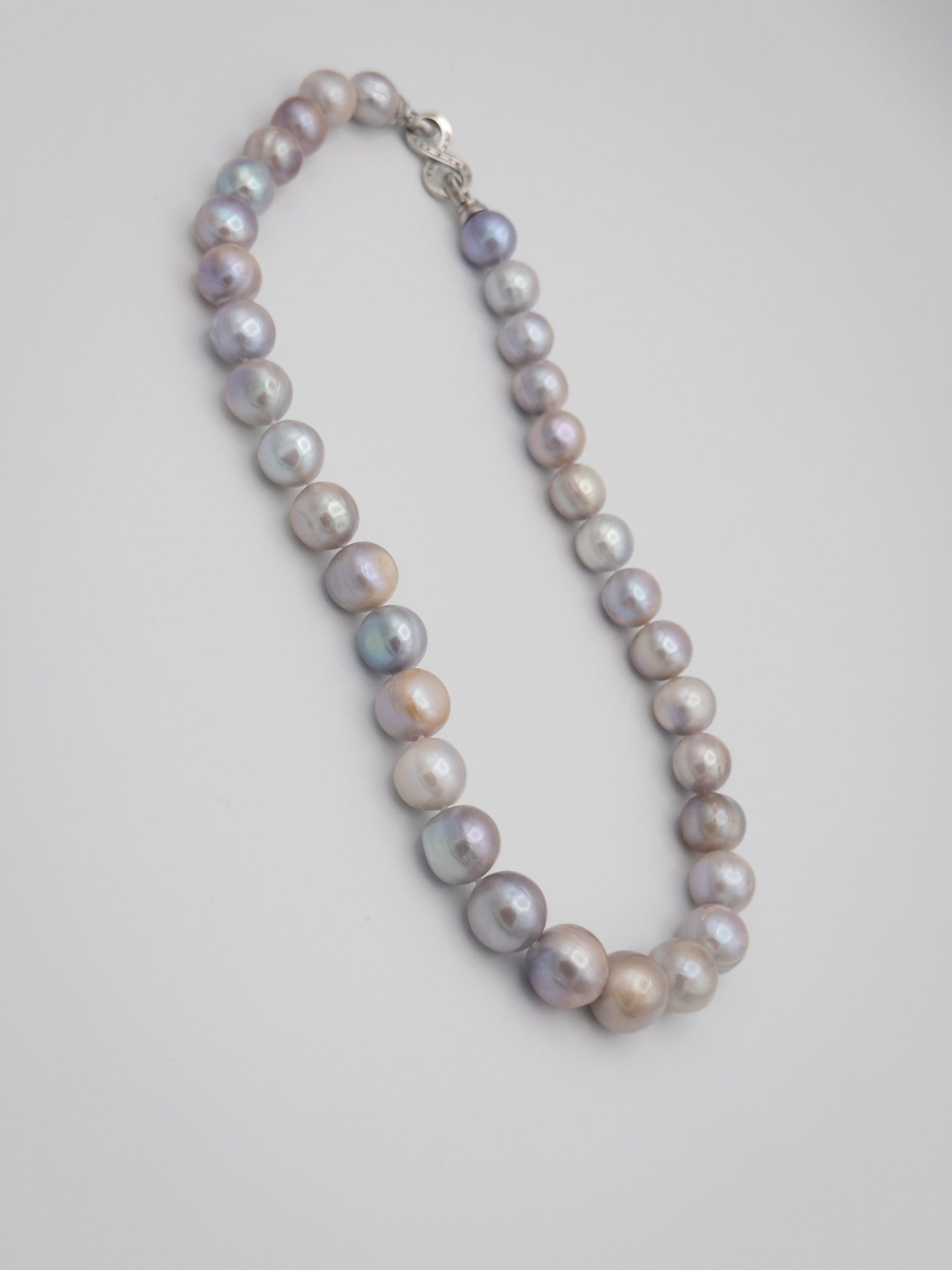 10-13.5mm Round Natural Silver/Purple/Blue Pearl Necklace