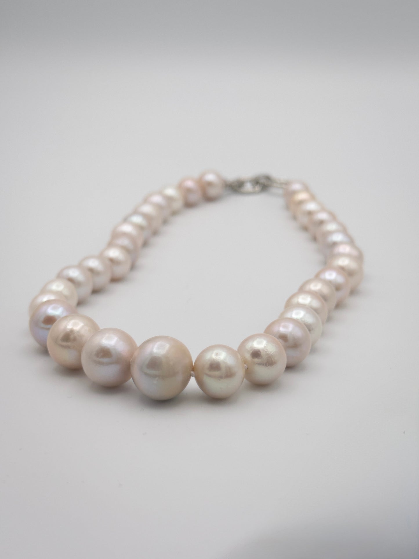 12-15.5mm Round Natural White Pearl Necklace