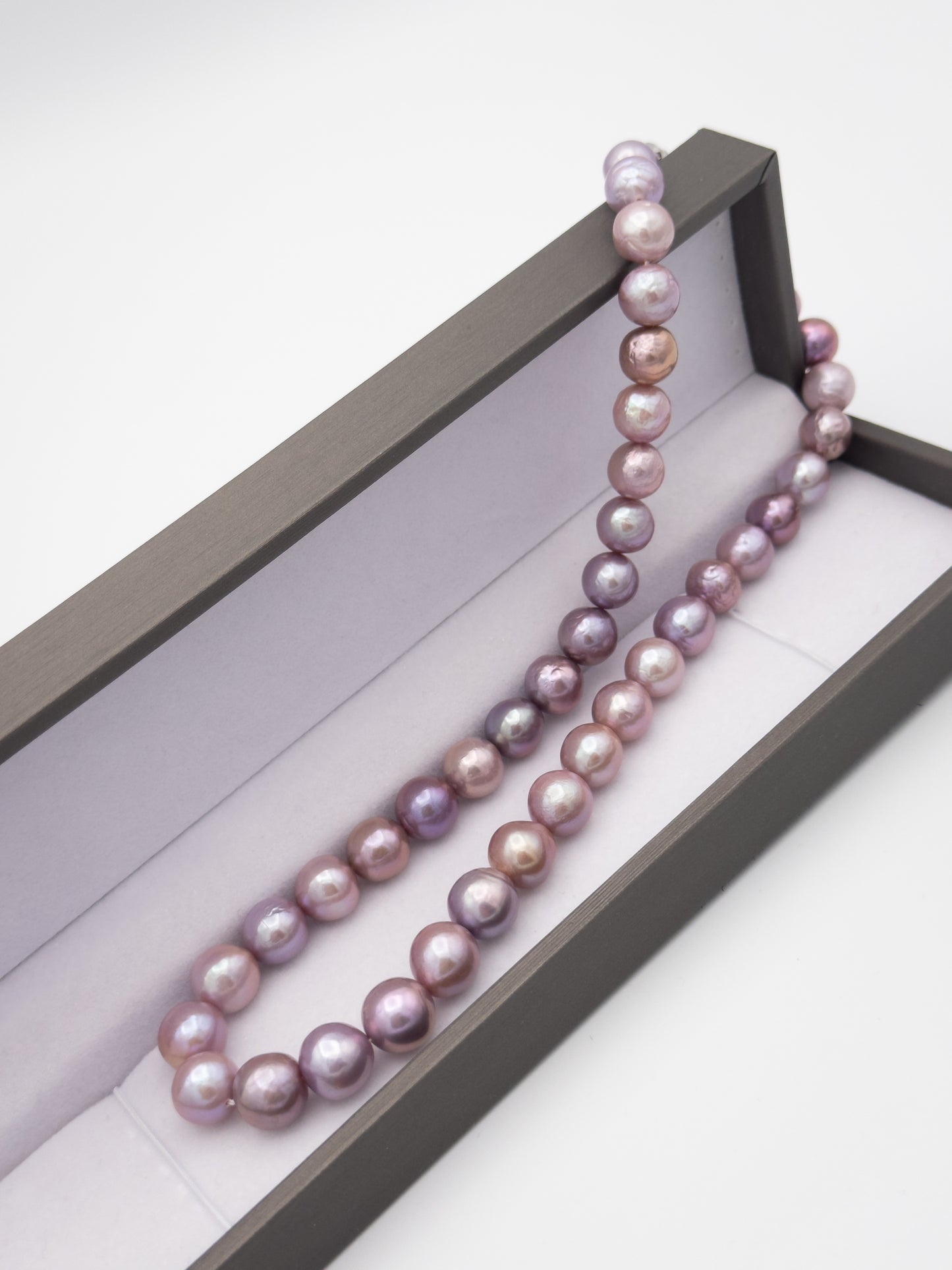 9-10.5mm Round Natural Purple Pearl Necklace