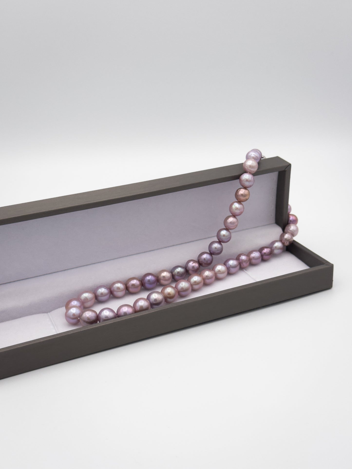 9-10.5mm Round Natural Purple Pearl Necklace