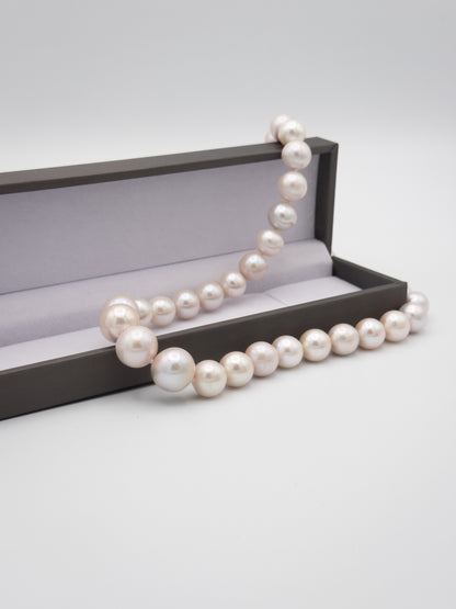 12-15.5mm Round Natural White Pearl Necklace