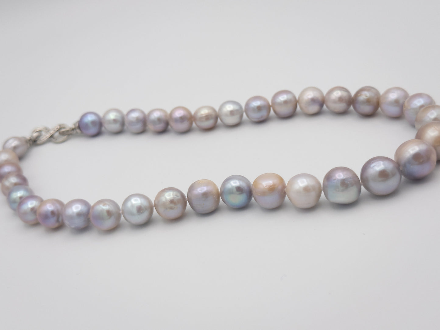 10-13.5mm Round Natural Silver/Purple/Blue Pearl Necklace