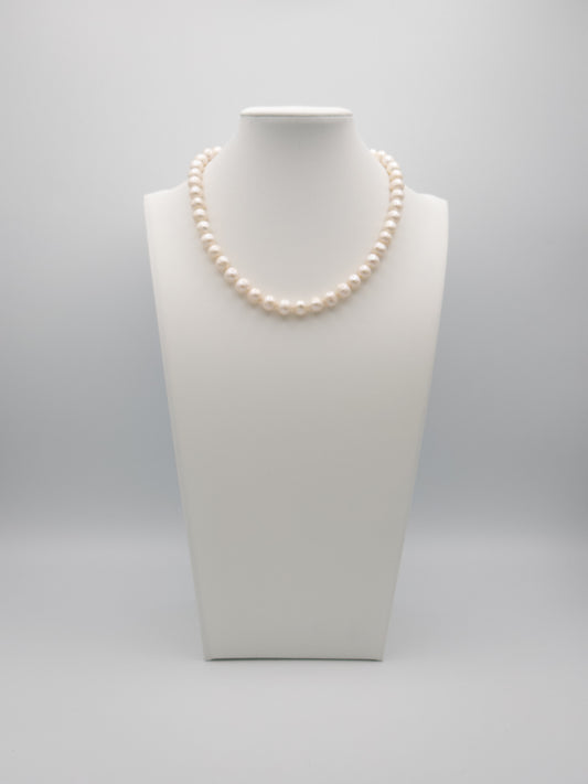 7.5-9mm Round Natural White Pearl Necklace