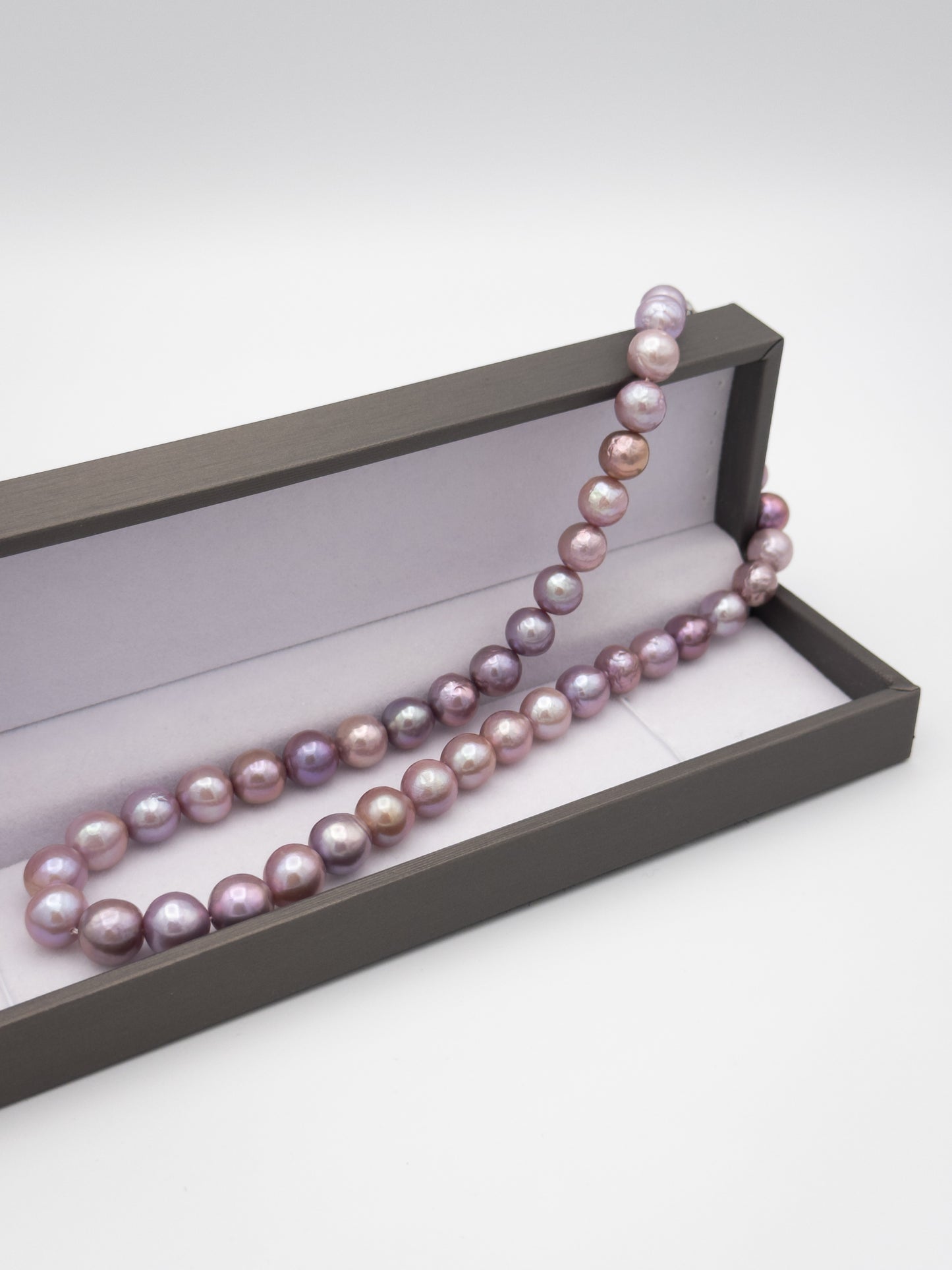 9-10.5mm Round Natural Purple Pearl Necklace