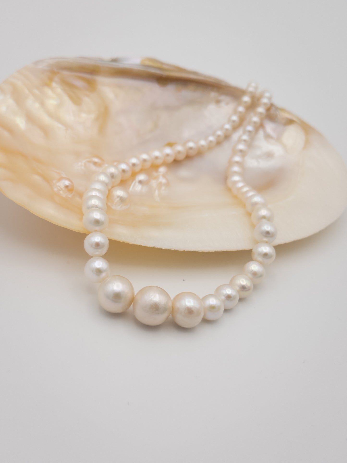 4.5-11mm Round Graduated Natural White Pearl Necklace