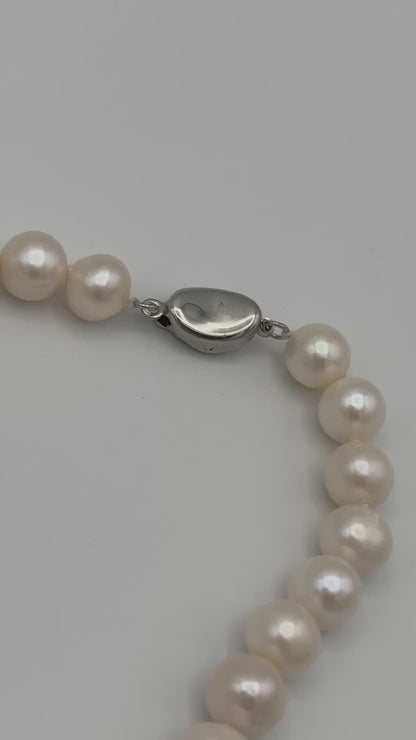 7.5-9mm Round Natural White Pearl Necklace